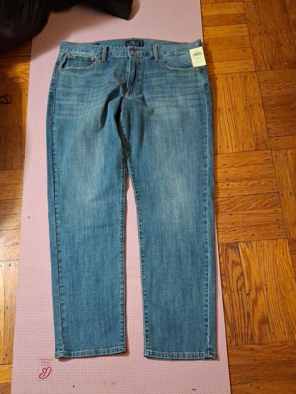 Lucky Brand Straight Fit Blue Jeans